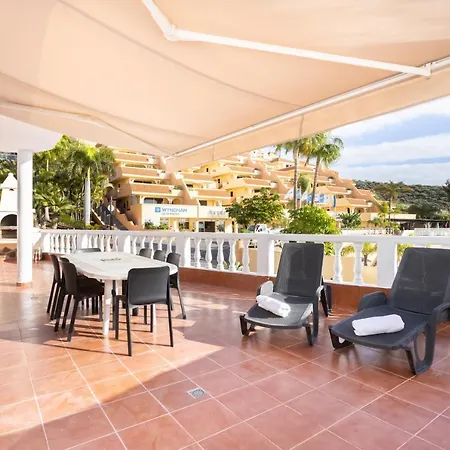 Con Piscina In Costa Adeje